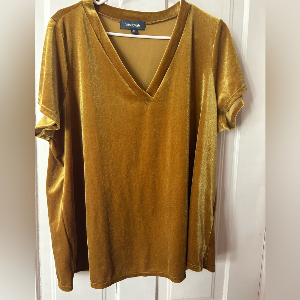 Velvet Mustard Yellow ModCloth V neck tee